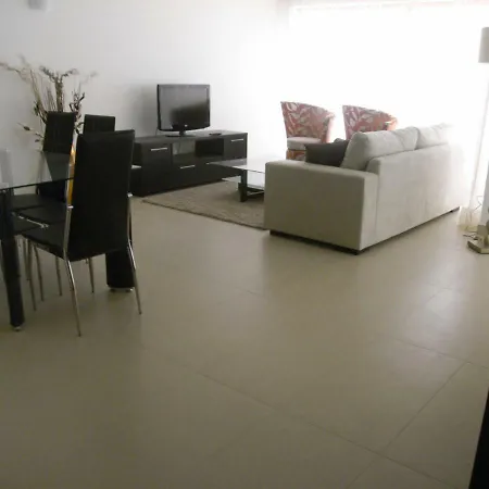 T2 In 200 M From The Beach Quarteira